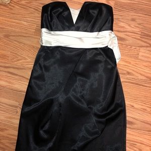 Formal short dress
